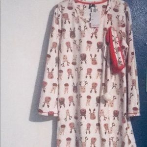 NWT Reindeer Sleeping Shirt with Hat!!!